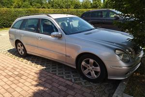 MERCEDES Classe E270 CDI S.W. Avantgarde Manuale
