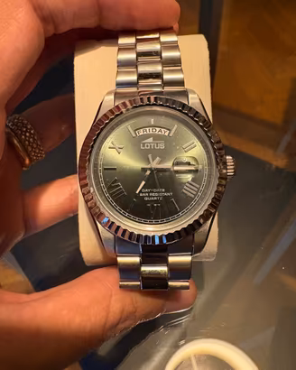 Orologio Lotus