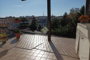 4 LOCALI A MADDALONI