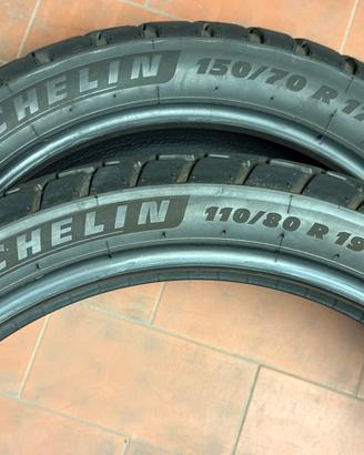 110 80 19 & 150 70 17 Michelin Anakee Adventure