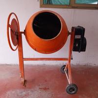 Betoniera elettrica su ruote