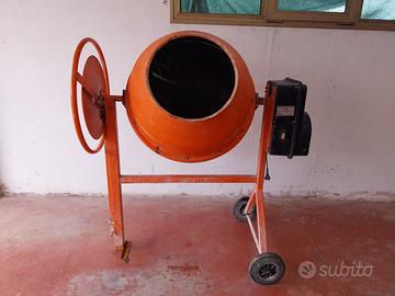 Betoniera elettrica su ruote
