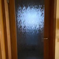 Porte d’interno in douglas con vetro