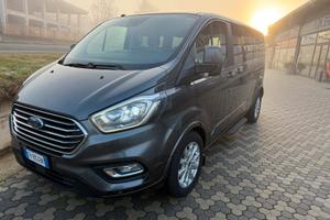 Ford Tourneo Custom 8 posti