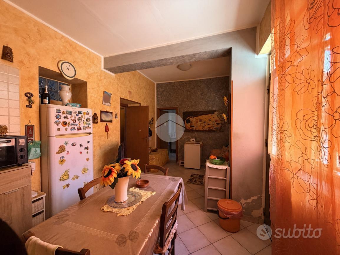 Apartment in Palermo, Cruillas, VI Circoscrizione - Altro