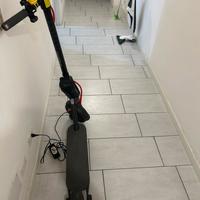 Xiaomi Electric Scooter 4 Elite con scatola e gara