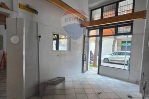 Locale Commerciale - Lecce