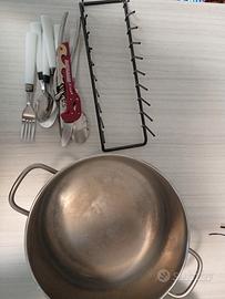 Stoviglie e pentolame