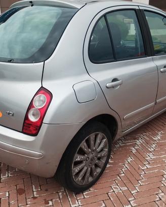 Nissan Micra 1.5 diesel ottimi consumi 