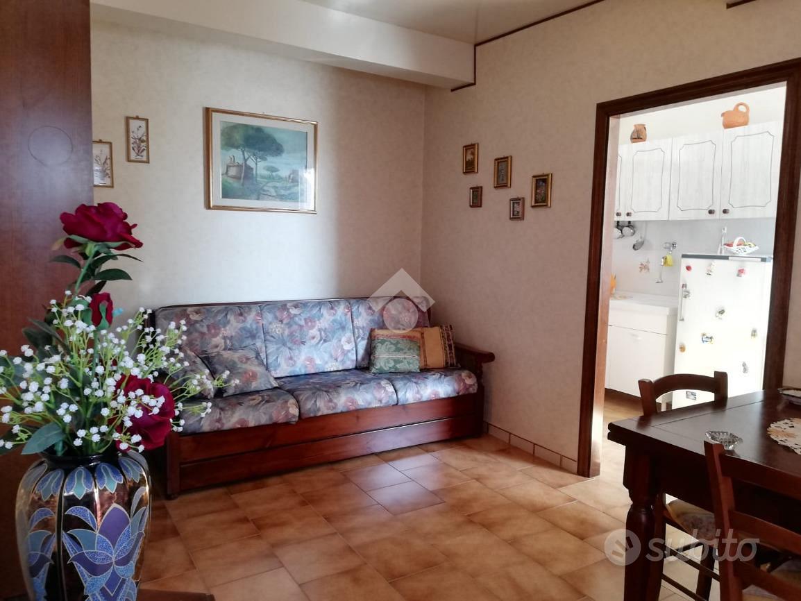 3 LOCALI A SAN VITO ROMANO - Vista 6