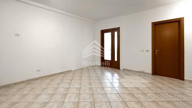 Trilocale con Balcone e Posto Auto