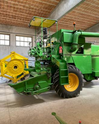 Mietitrebbia John Deere 730
