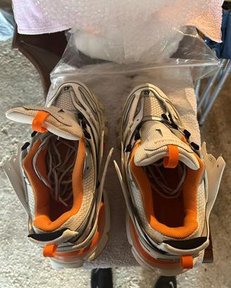 Balenciaga Track