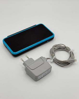 Console New Nintendo 2DS XL Nero Blu con Caricator