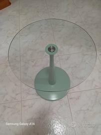 Tavolino in vetro