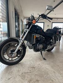 Honda vf 750 c