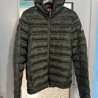 Piumino Invicta verde