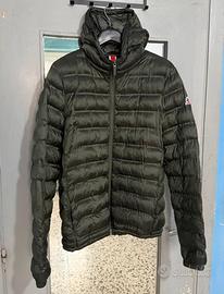 Piumino Invicta verde