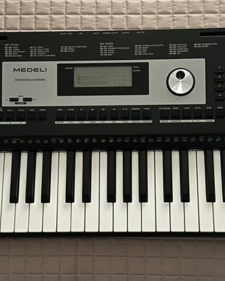 Tastiera professionale Medeli M331