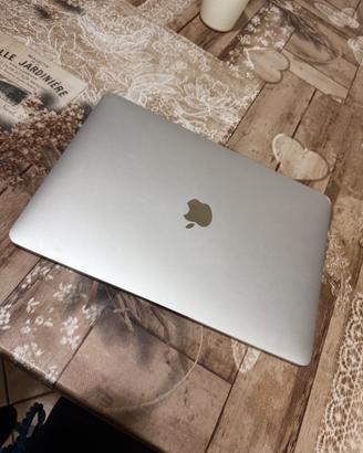 MacBook Air 13"