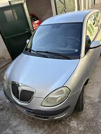 Lancia Ypsilon 1.2 - idonea per neopatentati