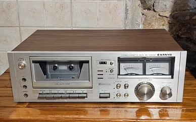 Sanyo RD-5270UM Stereo Cassette Deck raro..