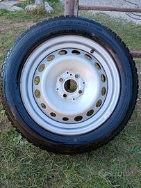 treno gomme quattro stagioni