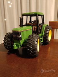 bruder John Deere modificato 