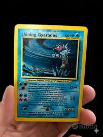 carta Pokémon shining Gyarados