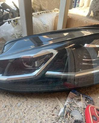 Faro destro Golf 7 LED Disponibile faro Sinistro g