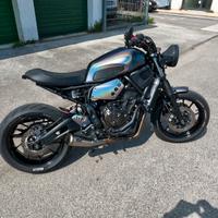 Xsr 700 ful custom