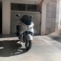 Suzuki burgman 125
