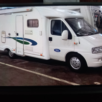 Camper semi-integrale Mc Louis omologato 6 posti