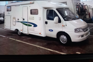 Camper semi-integrale Mc Louis omologato 6 posti