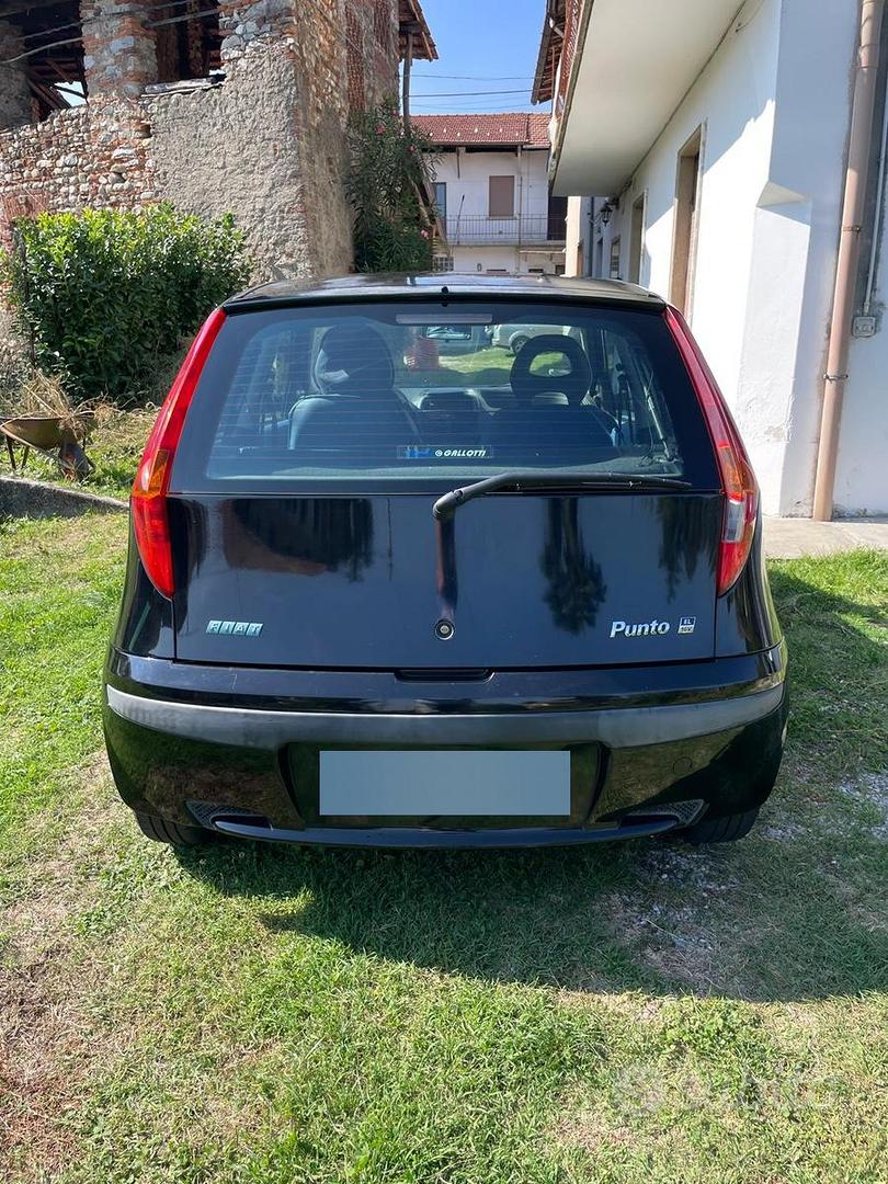 Fiat Punto 2001 photo 2