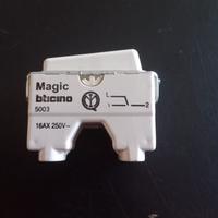 Deviatore Magic BTicino  5003