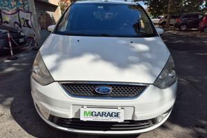 Ford Galaxy 2.2 TDCi 175 CV Ghia DPF