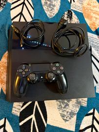 Ps4 nuova con controller