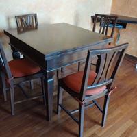 Tavolo in legno massello apribile