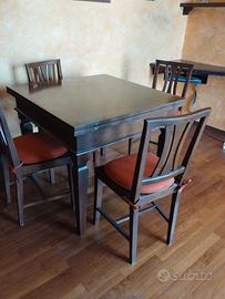 Tavolo in legno massello apribile