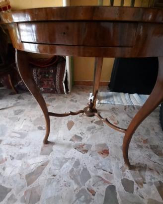 Tavolino tondo