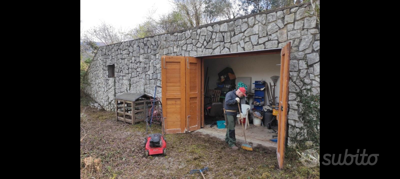 Terreno con deposito - Vista 2