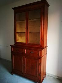 Vecchia Vetrina della nonna