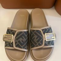 Sandali FENDI