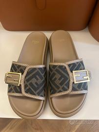 Sandali FENDI