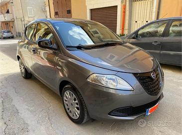 LANCIA Ypsilon 3ª serie - 2016 1.2 benzina GPL