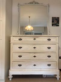 Cassettiera  con specchio stile shabby chic