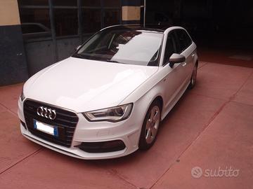 AUDI A3 Sportback S-Line 2.0 TDI 4X4 184 CV