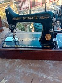 MACCHINA ANTICA SINGER A MANOVELLA 250