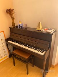 Pianoforte acustico verticale